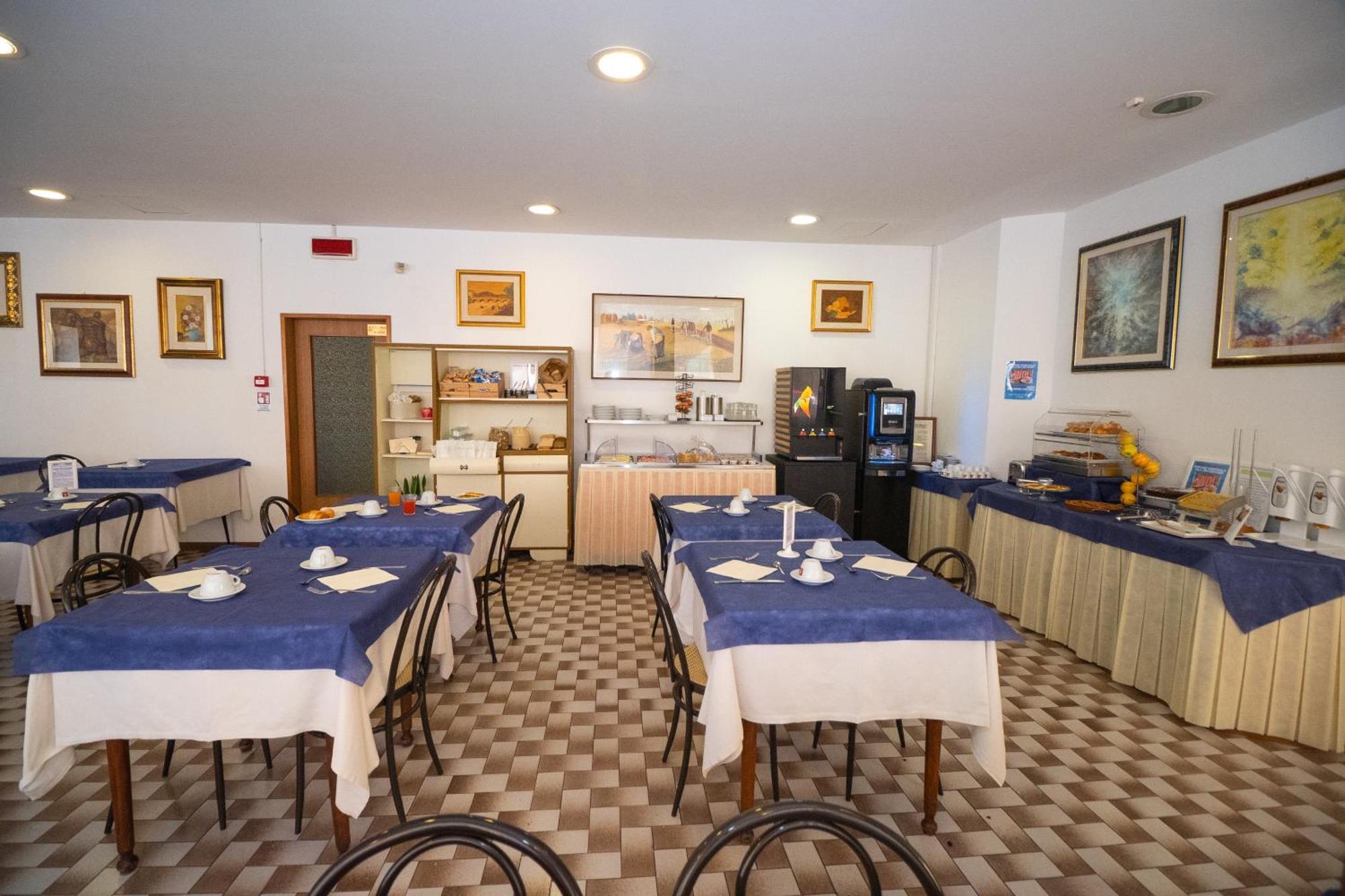 Hotel Ausonia B&B Rimini Exterior photo