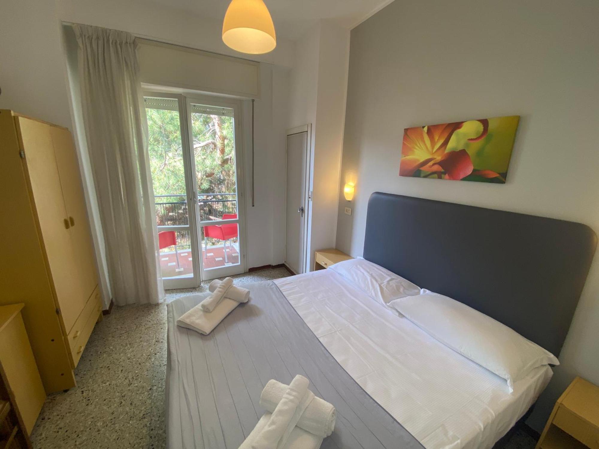 Hotel Ausonia B&B Rimini Exterior photo