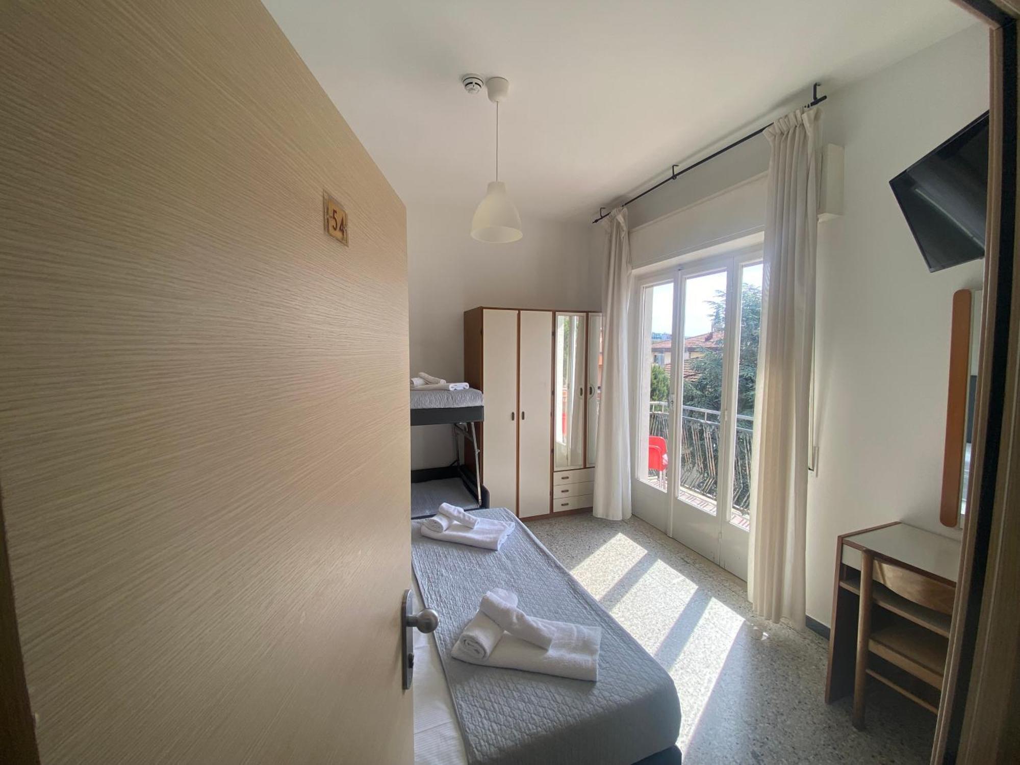 Hotel Ausonia B&B Rimini Exterior photo